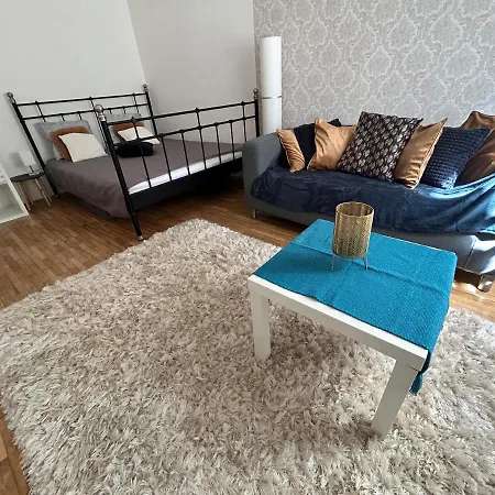 Butterfly Free Parking At Riverside Appartement Budapest